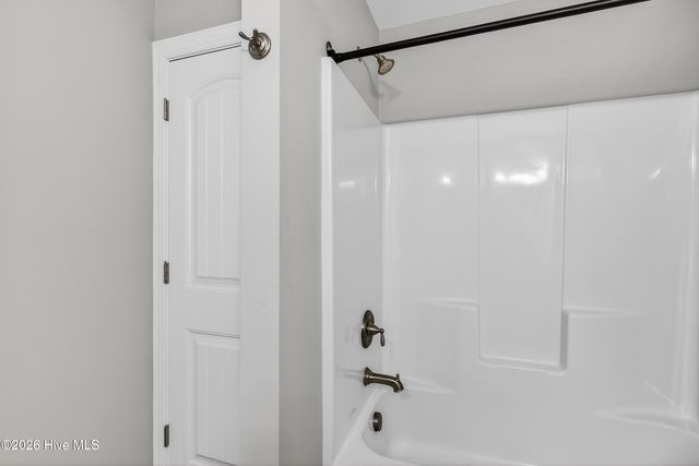 604 Sonata Court, Richlands, NC 28574