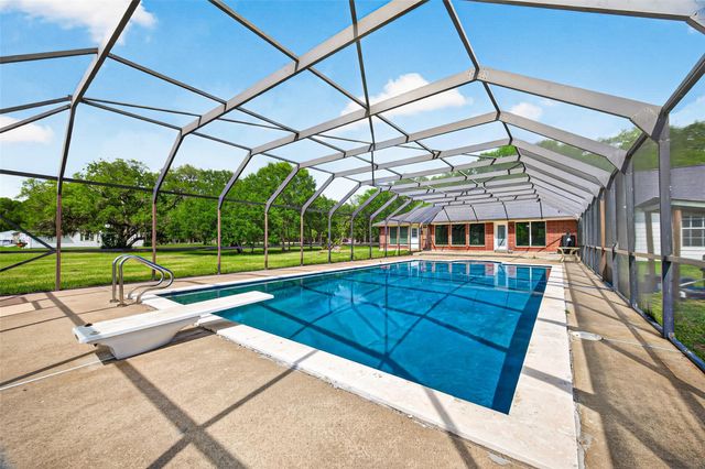 13334 W Brazos Bend Drive, Needville, TX 77461