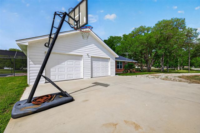 13334 W Brazos Bend Drive, Needville, TX 77461