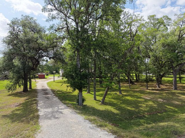 13334 W Brazos Bend Drive, Needville, TX 77461