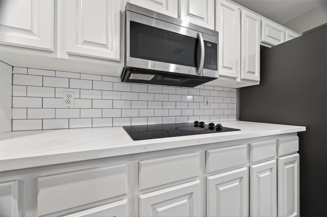13334 W Brazos Bend Drive, Needville, TX 77461