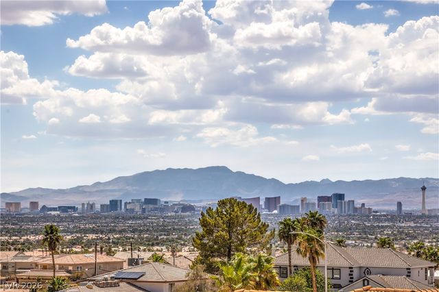 1691 Morning Quiet Street, Las Vegas, NV 89156