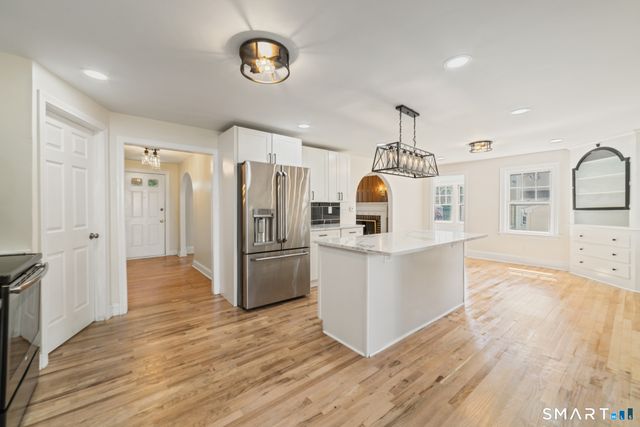 48 Lardner Road, Bristol, CT 06010