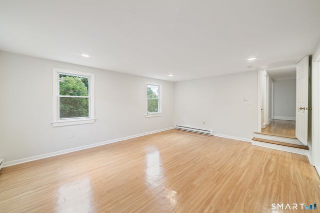 48 Lardner Road, Bristol, CT 06010