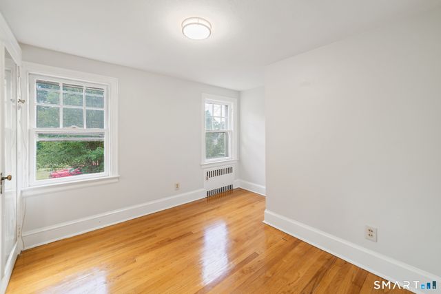 48 Lardner Road, Bristol, CT 06010