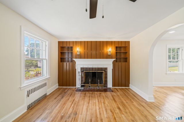 48 Lardner Road, Bristol, CT 06010