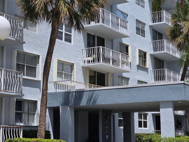 470 Executive Center Drive 2k, West Palm Beach, FL 33401