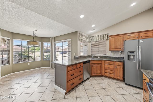 21019 N DESERT SANDS Drive, Sun City West, AZ 85375