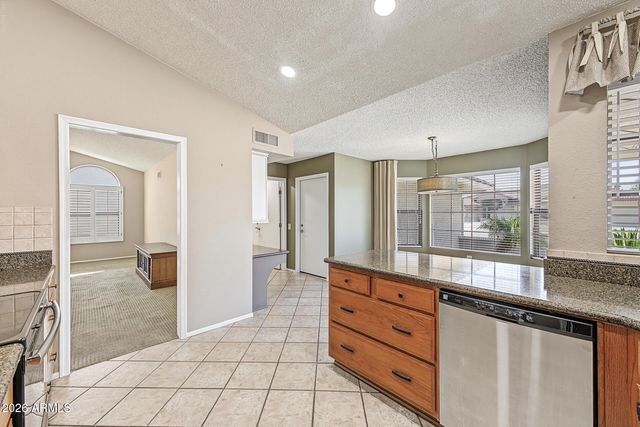 21019 N DESERT SANDS Drive, Sun City West, AZ 85375