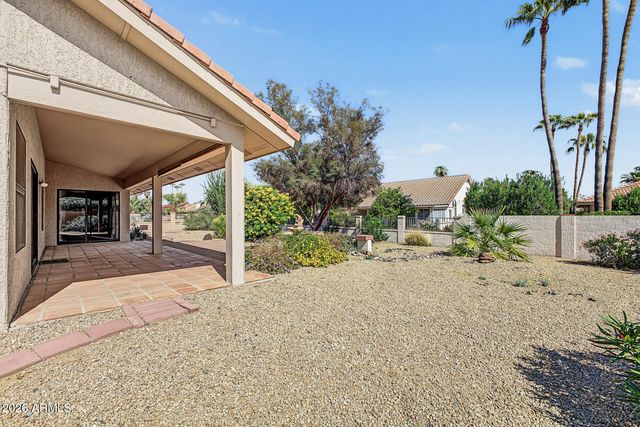 21019 N DESERT SANDS Drive, Sun City West, AZ 85375