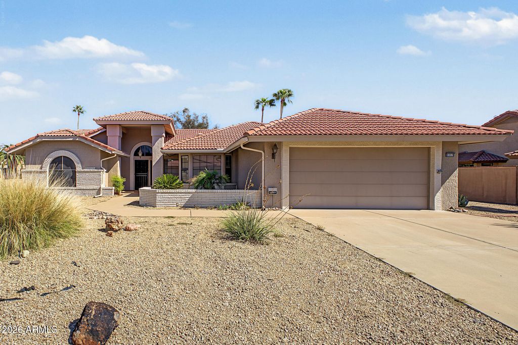 21019 N DESERT SANDS Drive, Sun City West, AZ 85375