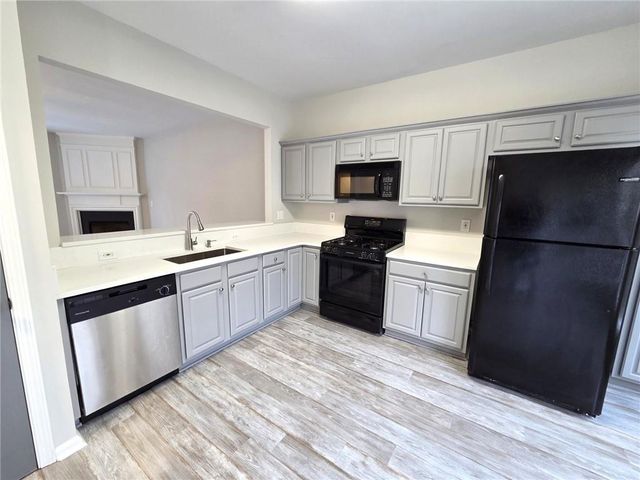 3989 Howell Park Road, Duluth, GA 30096