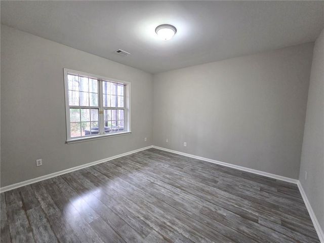 3989 Howell Park Road, Duluth, GA 30096