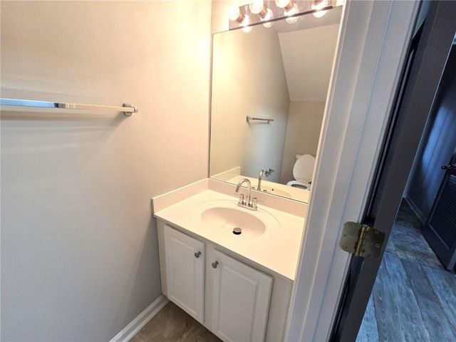 3989 Howell Park Road, Duluth, GA 30096