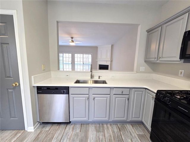 3989 Howell Park Road, Duluth, GA 30096