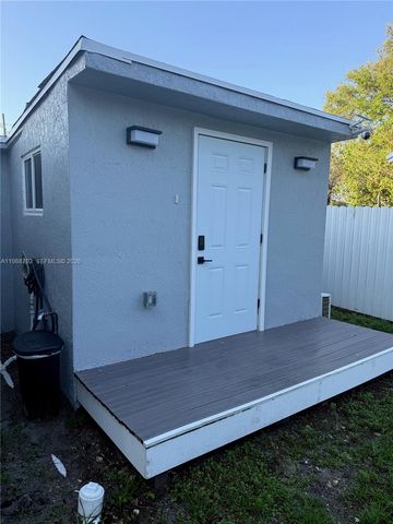 1608 NW 51st Ter E, Miami, FL 33142