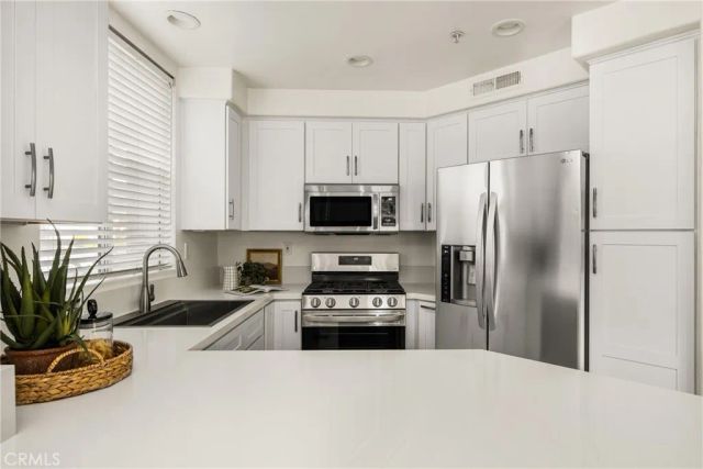 10951 Alderman Avenue, Tustin, CA 92782