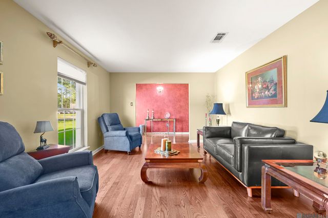 11940 Millburn Dr, Baton Rouge, LA 70815