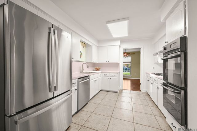 11940 Millburn Dr, Baton Rouge, LA 70815