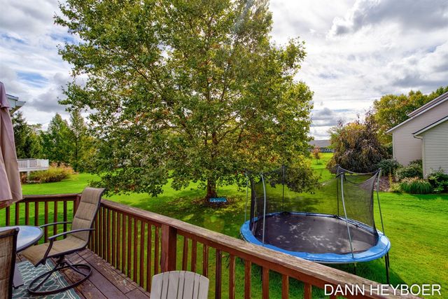 7044 Summit Hill Court, Caledonia, MI 49316