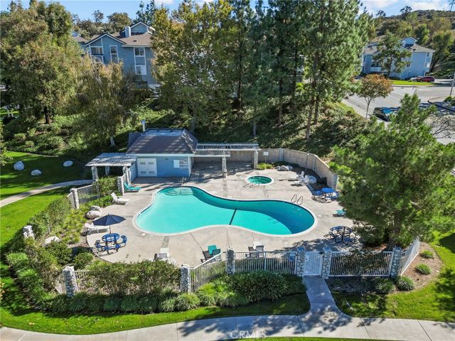 20344 Fanchon 132, Canyon Country, CA 91351