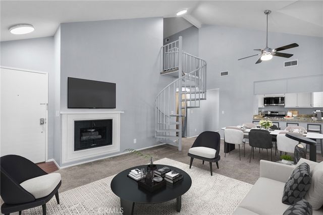 20344 Fanchon 132, Canyon Country, CA 91351