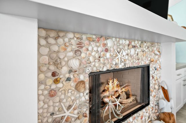 3811 Brewster Key Drive, Galveston, TX 77554