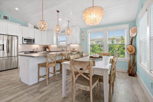 3811 Brewster Key Drive, Galveston, TX 77554