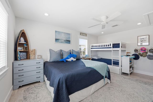 3811 Brewster Key Drive, Galveston, TX 77554