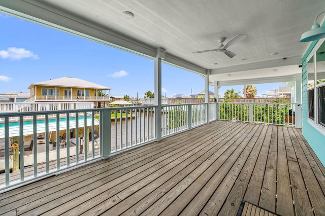 3811 Brewster Key Drive, Galveston, TX 77554