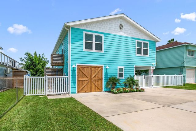 3811 Brewster Key Drive, Galveston, TX 77554