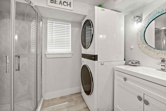 3811 Brewster Key Drive, Galveston, TX 77554