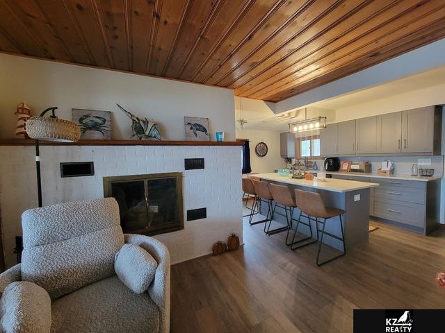 2 South Shore Drive, Columbus, NE 68428