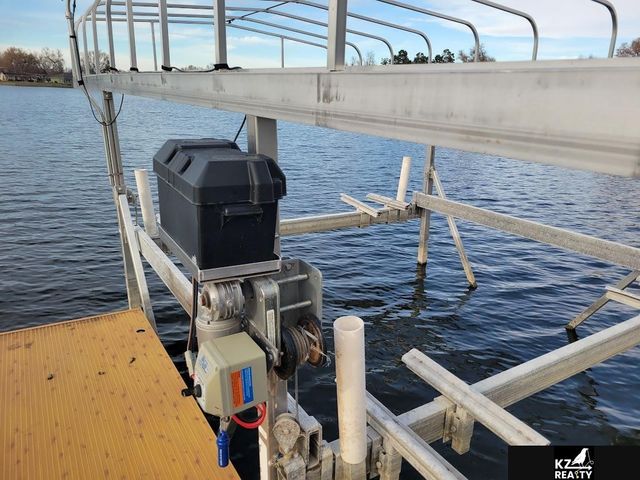 2 South Shore Drive, Columbus, NE 68428