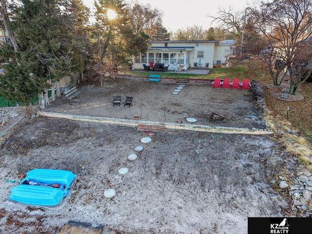 2 South Shore Drive, Columbus, NE 68428