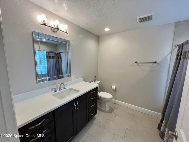 704 Osmosis Drive SW, Palm Bay, FL 32908