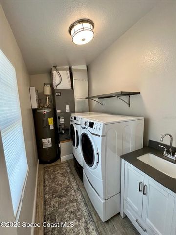 704 Osmosis Drive SW, Palm Bay, FL 32908