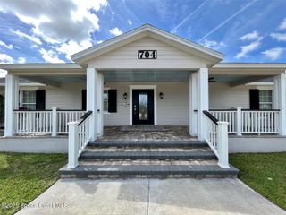 704 Osmosis Drive SW, Palm Bay, FL 32908