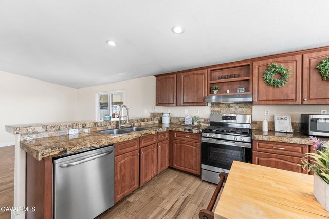 2454 Jefferies Street, Rosamond, CA 93560