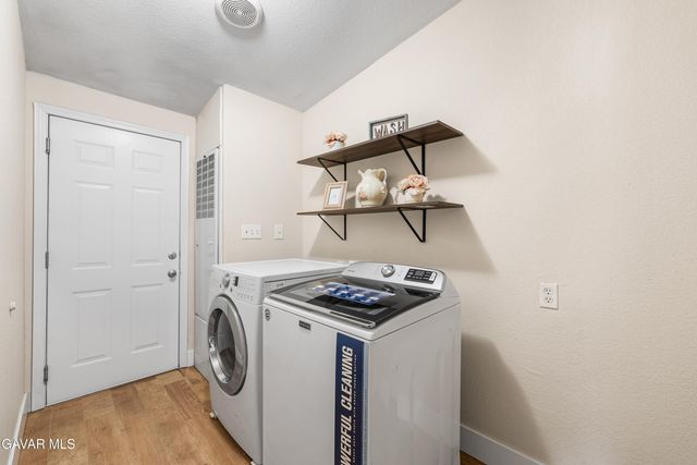 2454 Jefferies Street, Rosamond, CA 93560