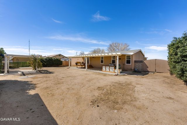 2454 Jefferies Street, Rosamond, CA 93560
