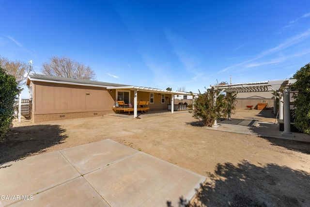 2454 Jefferies Street, Rosamond, CA 93560