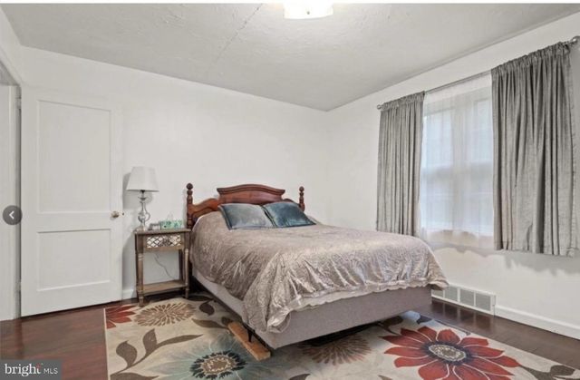 923 ROHRERSTOWN RD, Lancaster, PA 17601