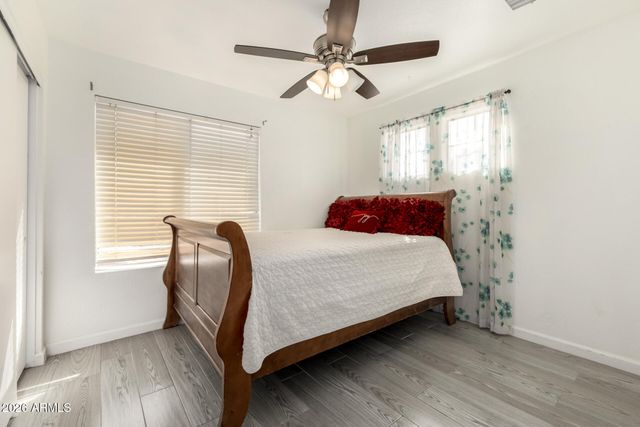 12125 N 68TH Lane, Peoria, AZ 85345