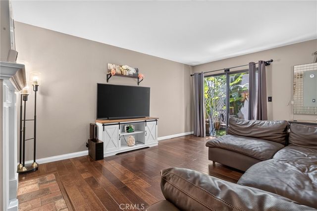 21333 Lassen 7B, Chatsworth, CA 91311