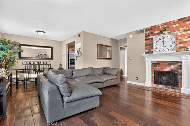 21333 Lassen 7B, Chatsworth, CA 91311