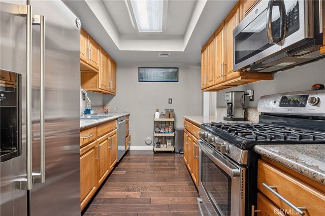 21333 Lassen 7B, Chatsworth, CA 91311