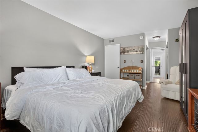21333 Lassen 7B, Chatsworth, CA 91311