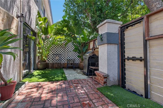 21333 Lassen 7B, Chatsworth, CA 91311