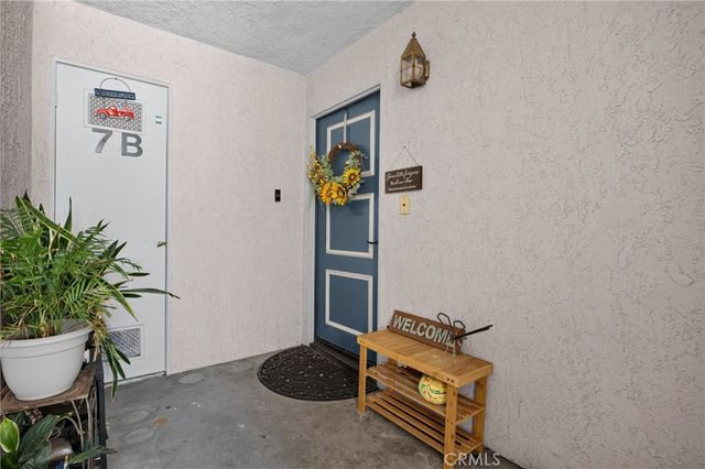 21333 Lassen 7B, Chatsworth, CA 91311